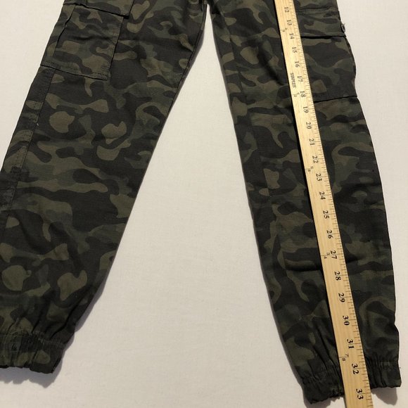 NWT Quad Seven Kids Size 10 Camouflage Belted Cargo Style Pants - Picture 5 of 7